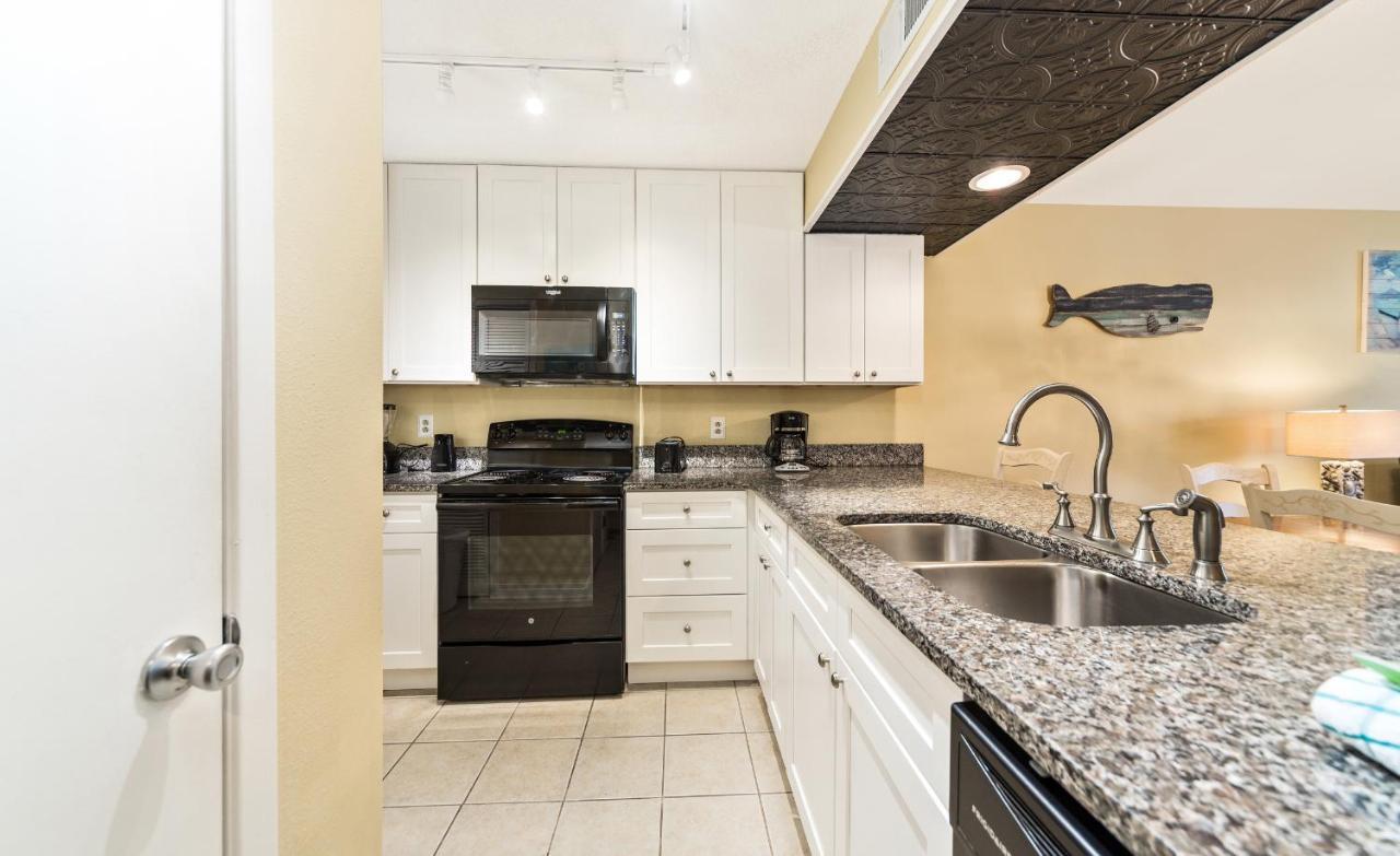 Apartment Edgewater 2903 *