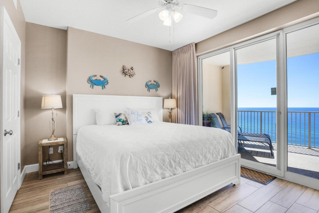 Ocean 1303 Holiday home
