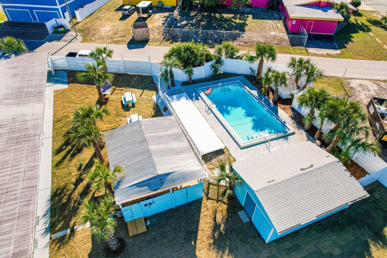 Bb Unit 11 - Beachside Oasis With Cabana & Pool Steps To Beach Apartment *