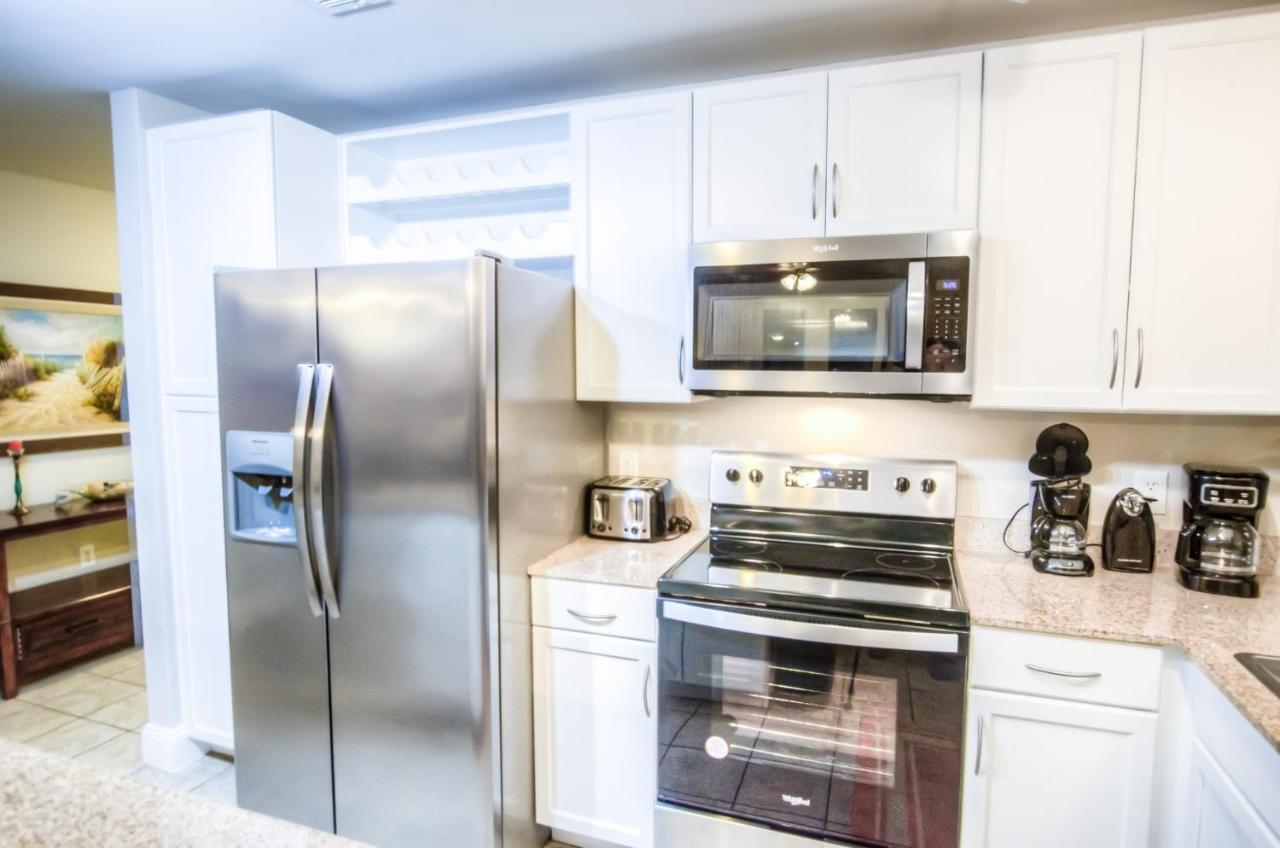 Laketown Wharf 933! Beautiful 3 Bd, Great Amenities, And Great Location