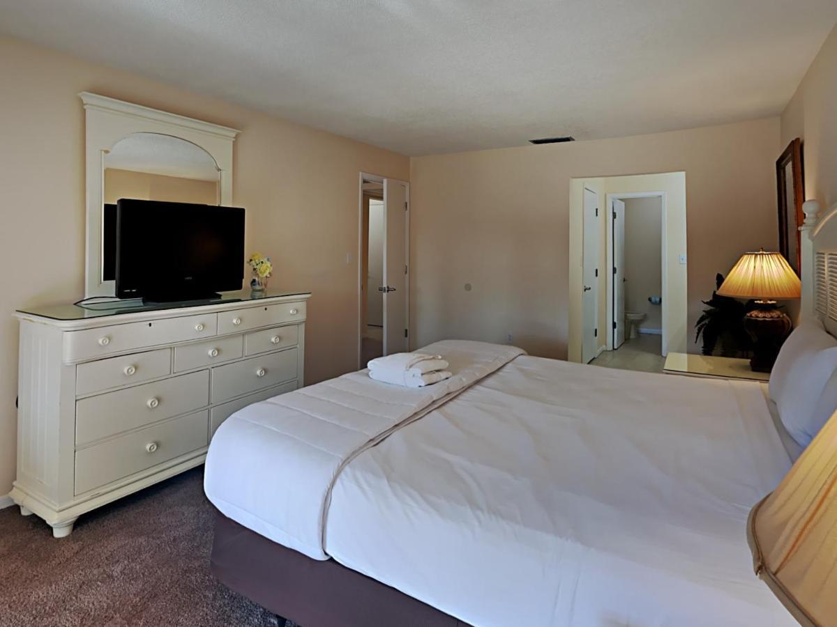 Apartment Edgewater 2209