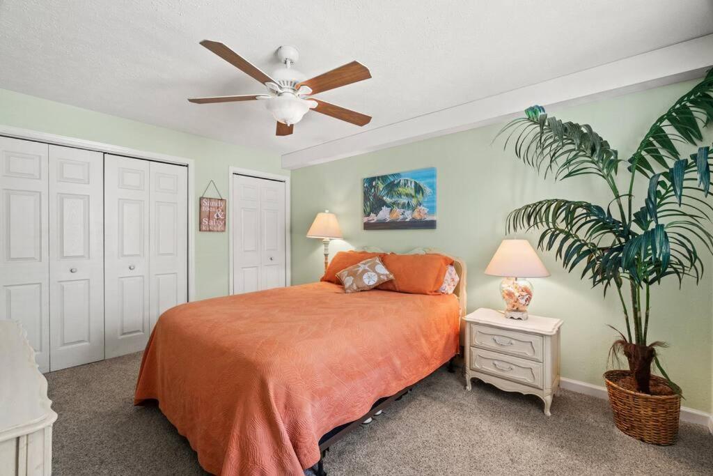 Holiday home Keep Palm And Carry On - 5 Min Walk To