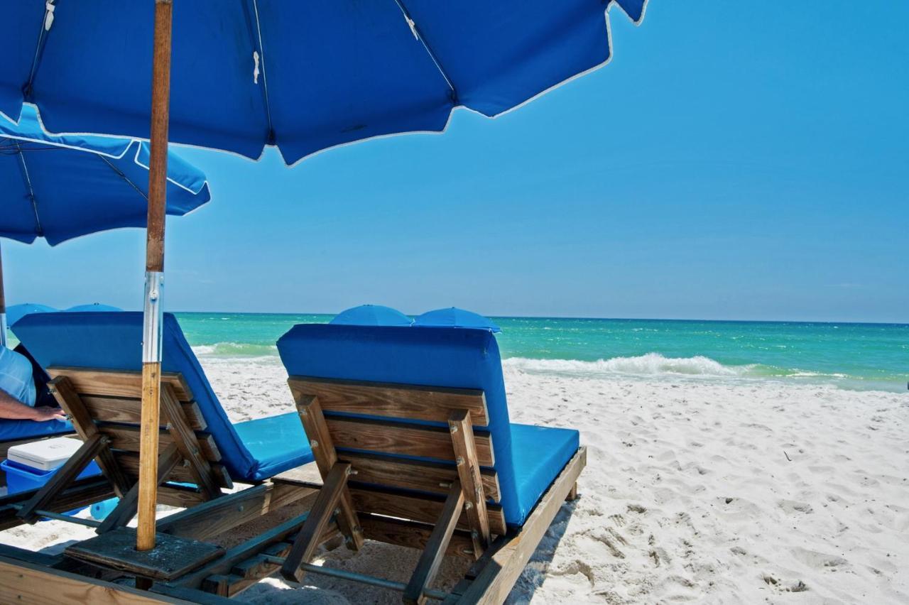 Apartment Aqua Resort: Beachfront 3-bedroom With Beach Chairs