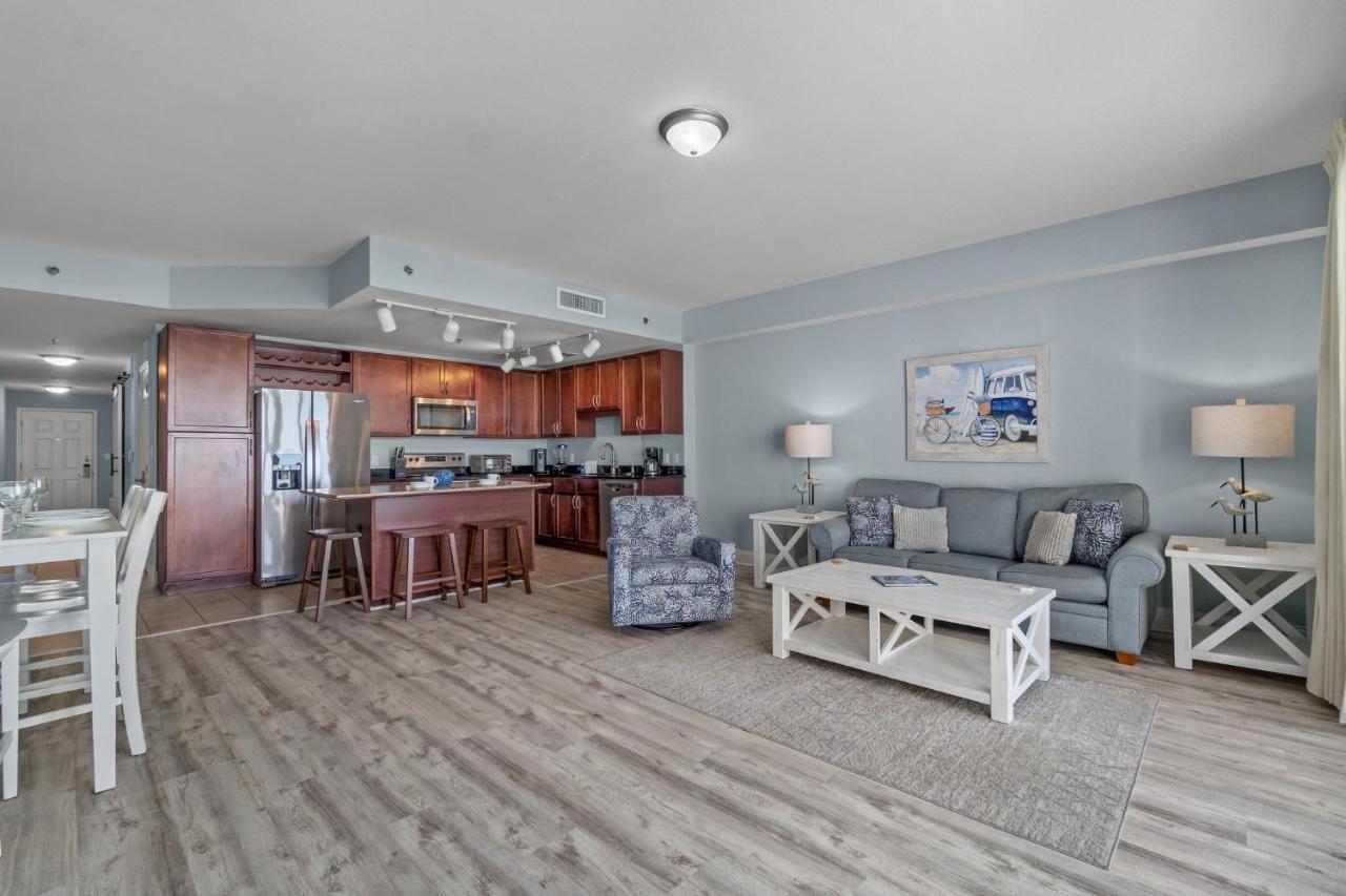 Laketown Wharf #1518 By Book That Holiday home *
