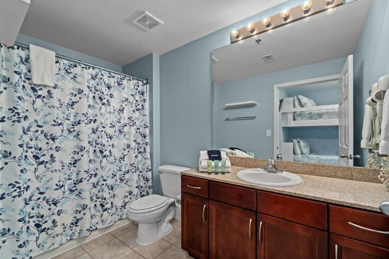 Laketown Wharf #1518 By Book That Holiday home *