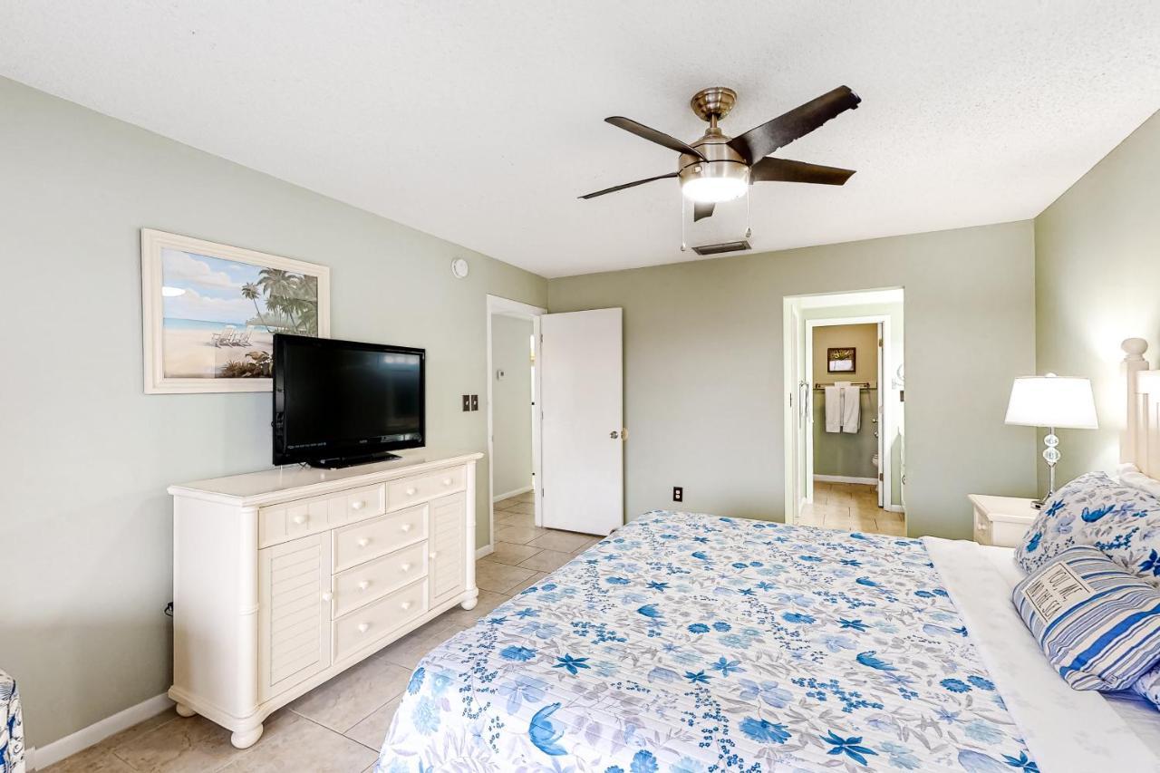 Edgewater 1412 Villa