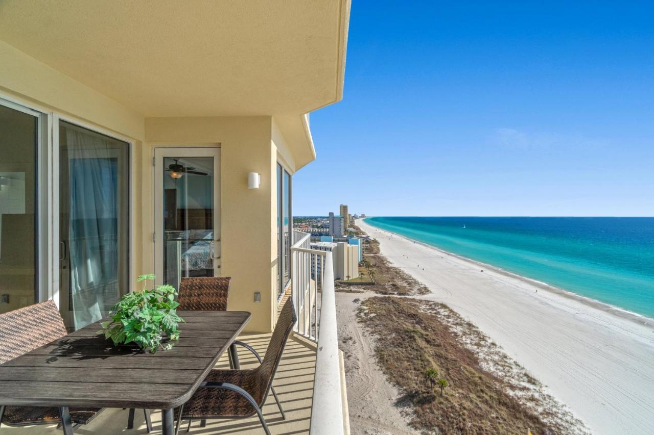 Boardwalk #1403 By Book That Holiday home