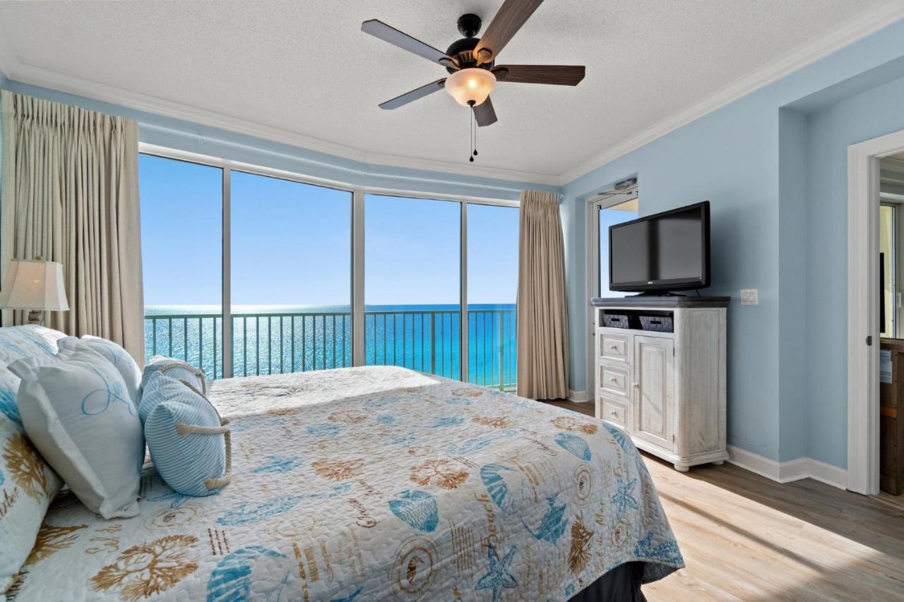 Boardwalk #1403 By Book That Holiday home *