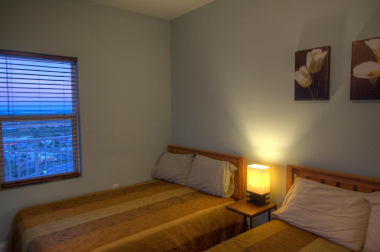 Laketown Wharf 1527 By Zia Holiday home *