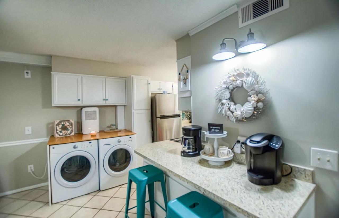 Fantastic Ocean Front 1 Bd At The Summit In Panama Beach!