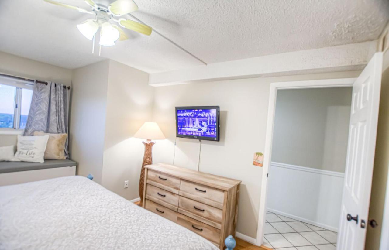 Holiday home Fantastic Ocean Front 1 Bd At The Summit In Panama Beach! Panama City Beach
