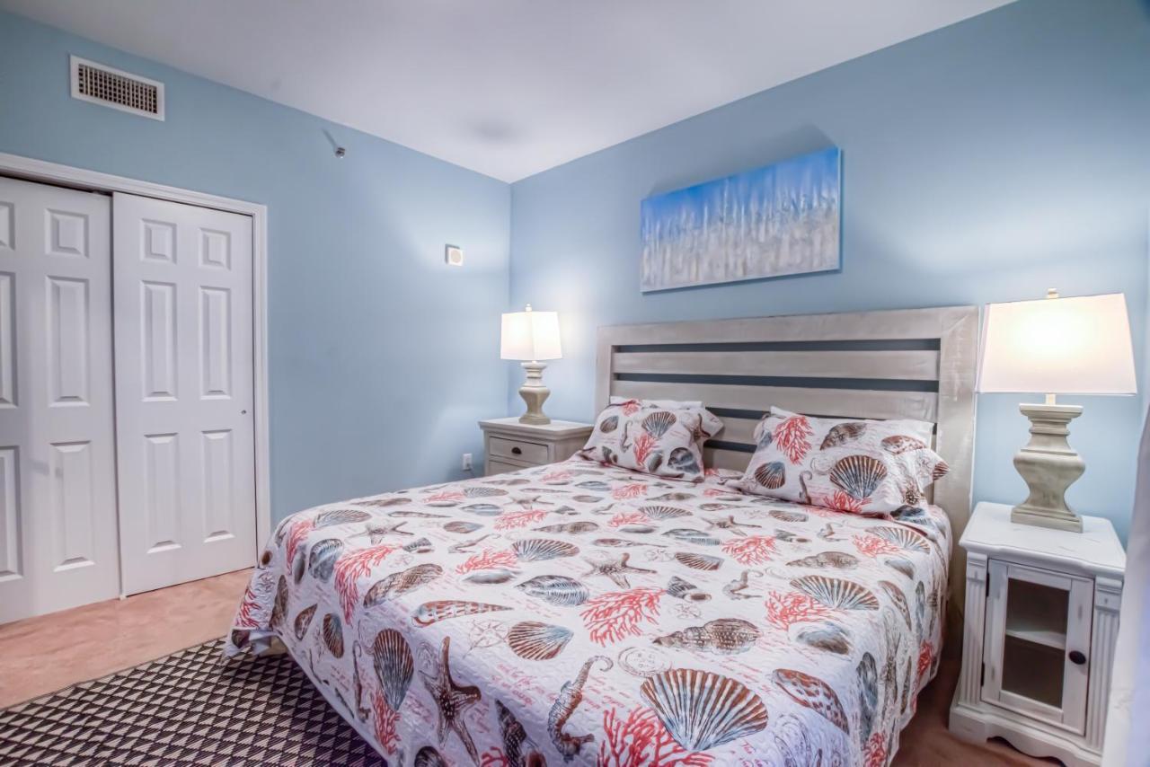 Laketown Wharf 920! Beautiful 3 Bd, Great Amenities, And Great Location Holiday home *