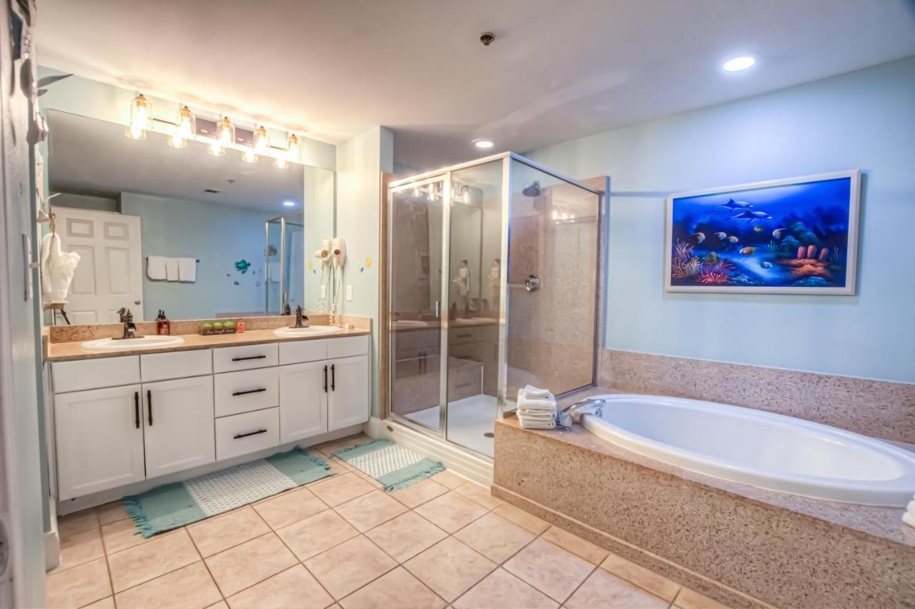 Laketown Wharf 920! Beautiful 3 Bd, Great Amenities, And Great Location Holiday home