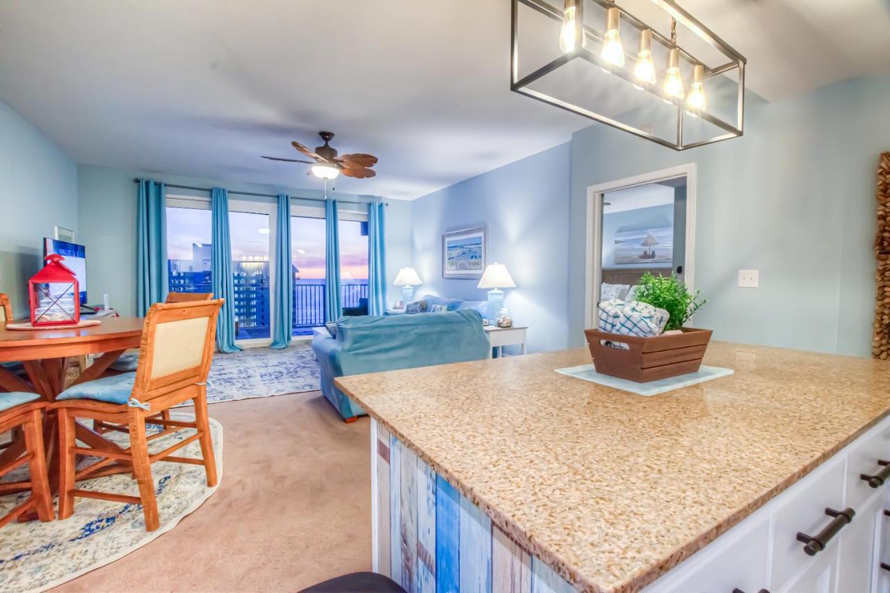 Holiday home Laketown Wharf 920! Beautiful 3 Bd, Great Amenities, And Great Location