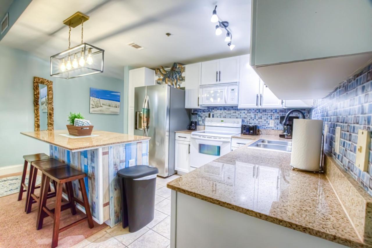 Laketown Wharf 920! Beautiful 3 Bd, Great Amenities, And Great Location Holiday home Panama City Beach
