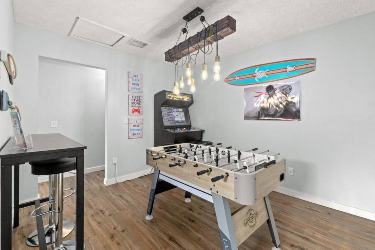 Fanta Sea: Coastal Retreat With Hot Tub And Game * Panama City Beach