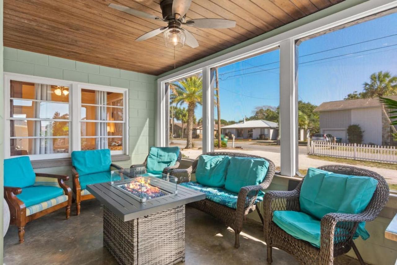 Holiday home Nautical Rose - Hot Tub, 600 Feet To Beach, Beach Gear Incl'd, & Fire Pit! Panama City Beach