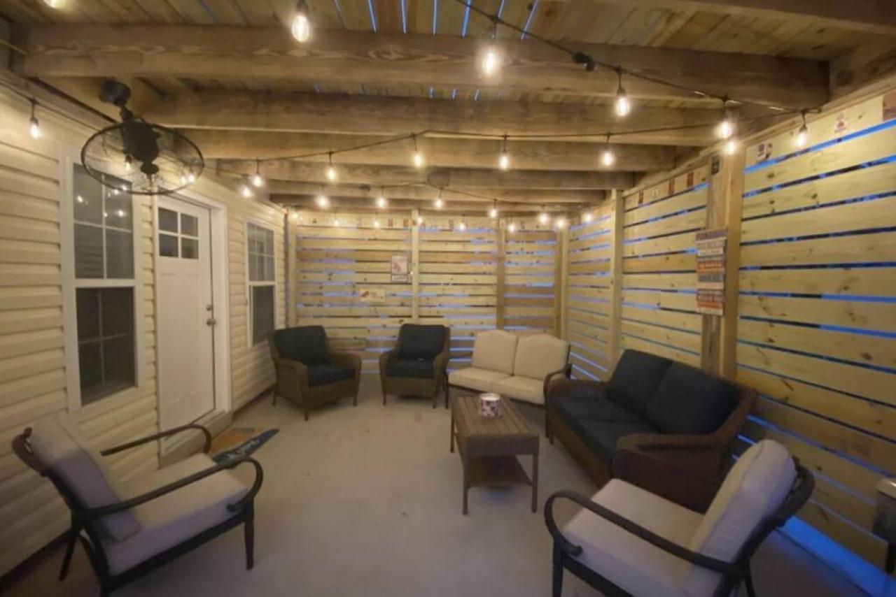 Seaside Serenity: Coastal Beach With Outdoor Living