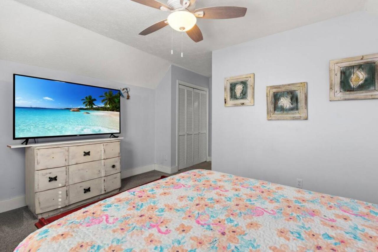 Seaside Serenity: Coastal Beach With Outdoor Living * Panama City Beach
