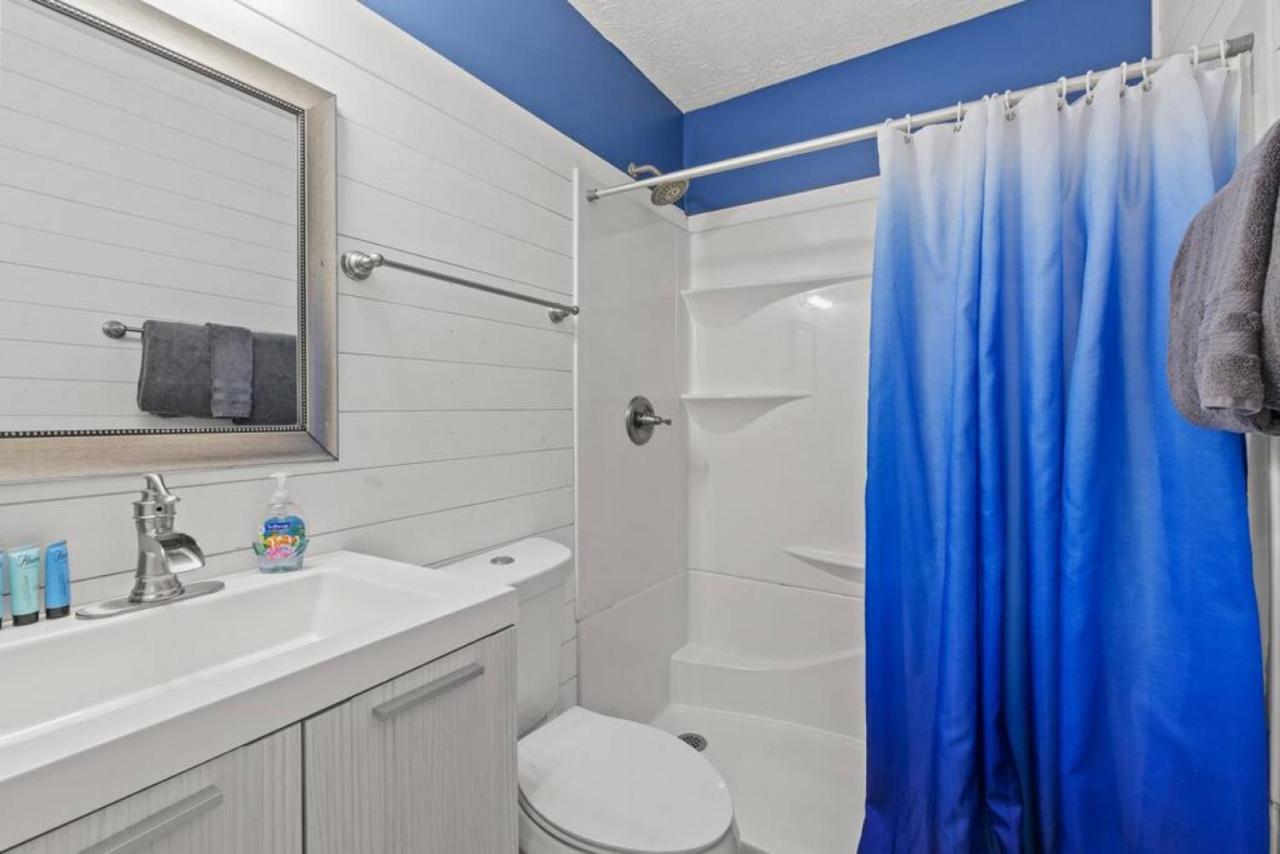Holiday home Seaside Serenity: Coastal Beach With Outdoor Living Panama City Beach