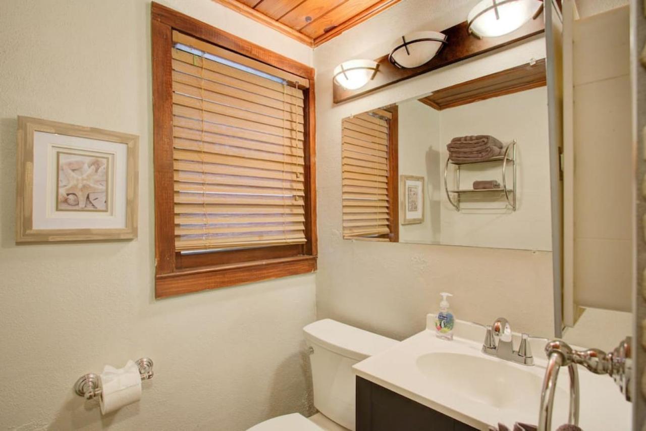Nautical Rose - Hot Tub, 600 Feet To Beach, Beach Gear Incl'd, & Fire Pit! Holiday home Panama City Beach