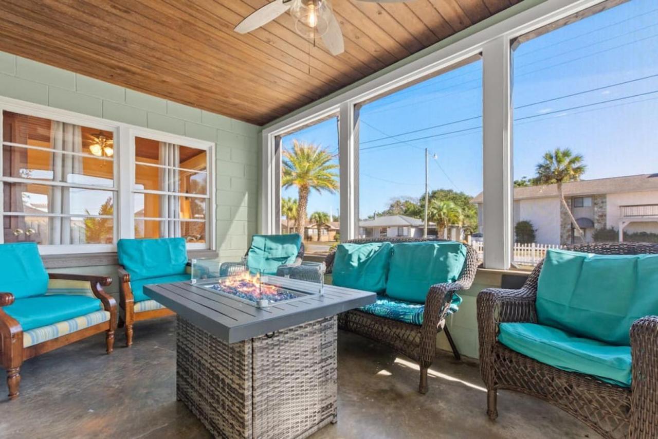 Nautical Rose - Hot Tub, 600 Feet To Beach, Beach Gear Incl'd, & Fire Pit! *