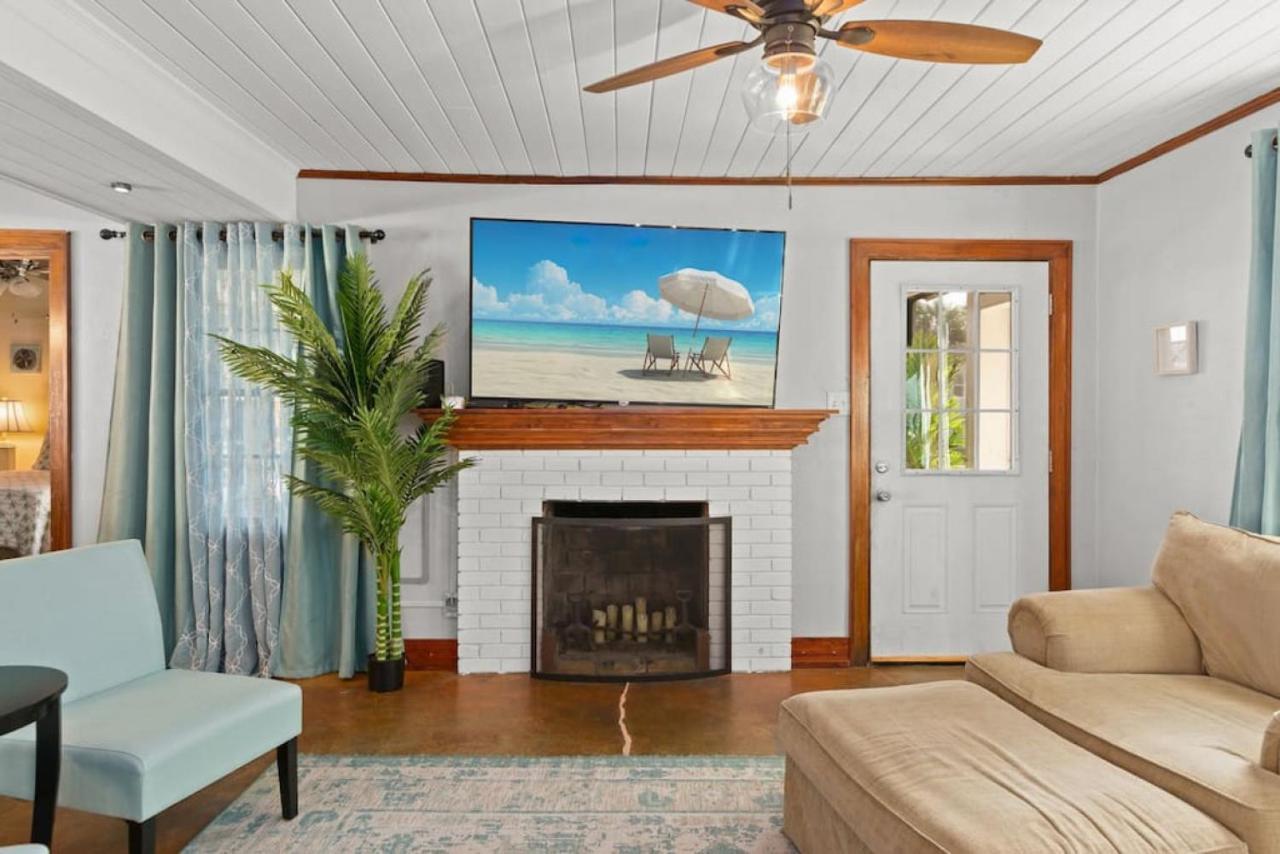 Nautical Rose - Hot Tub, 600 Feet To Beach, Beach Gear Incl'd, & Fire Pit! Panama City Beach