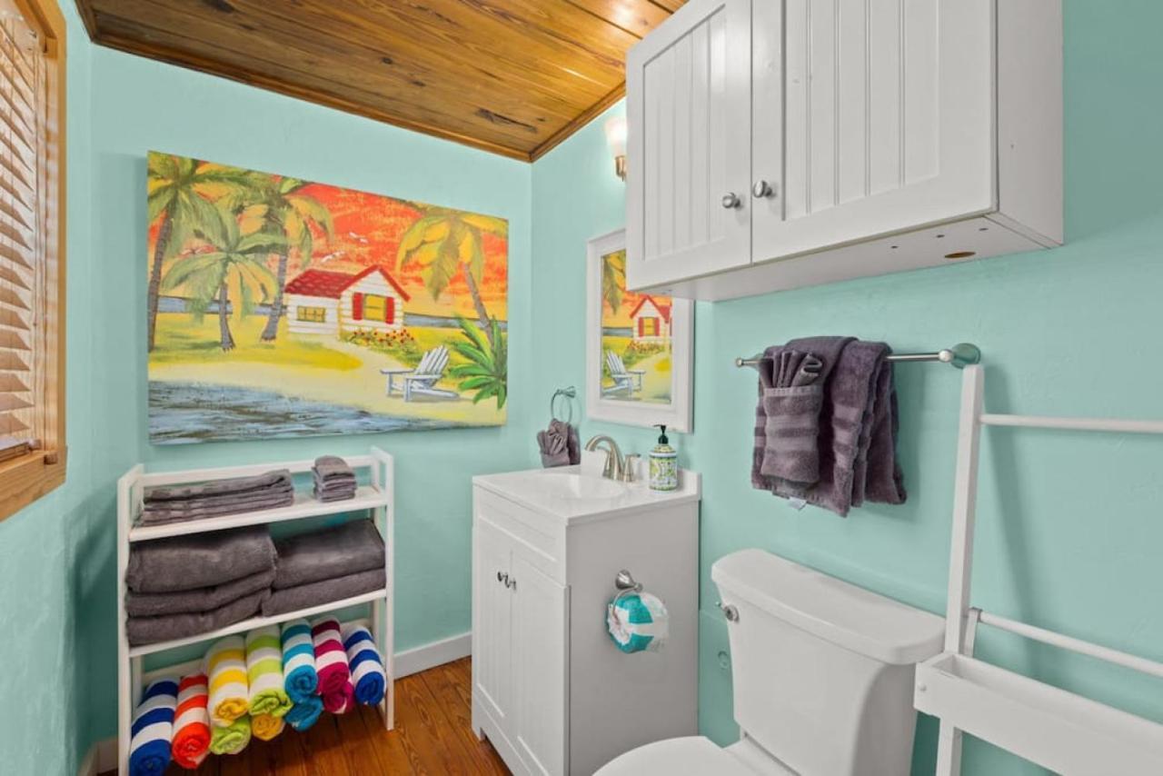 Holiday home Nautical Rose - Hot Tub, 600 Feet To Beach, Beach Gear Incl'd, & Fire Pit! *