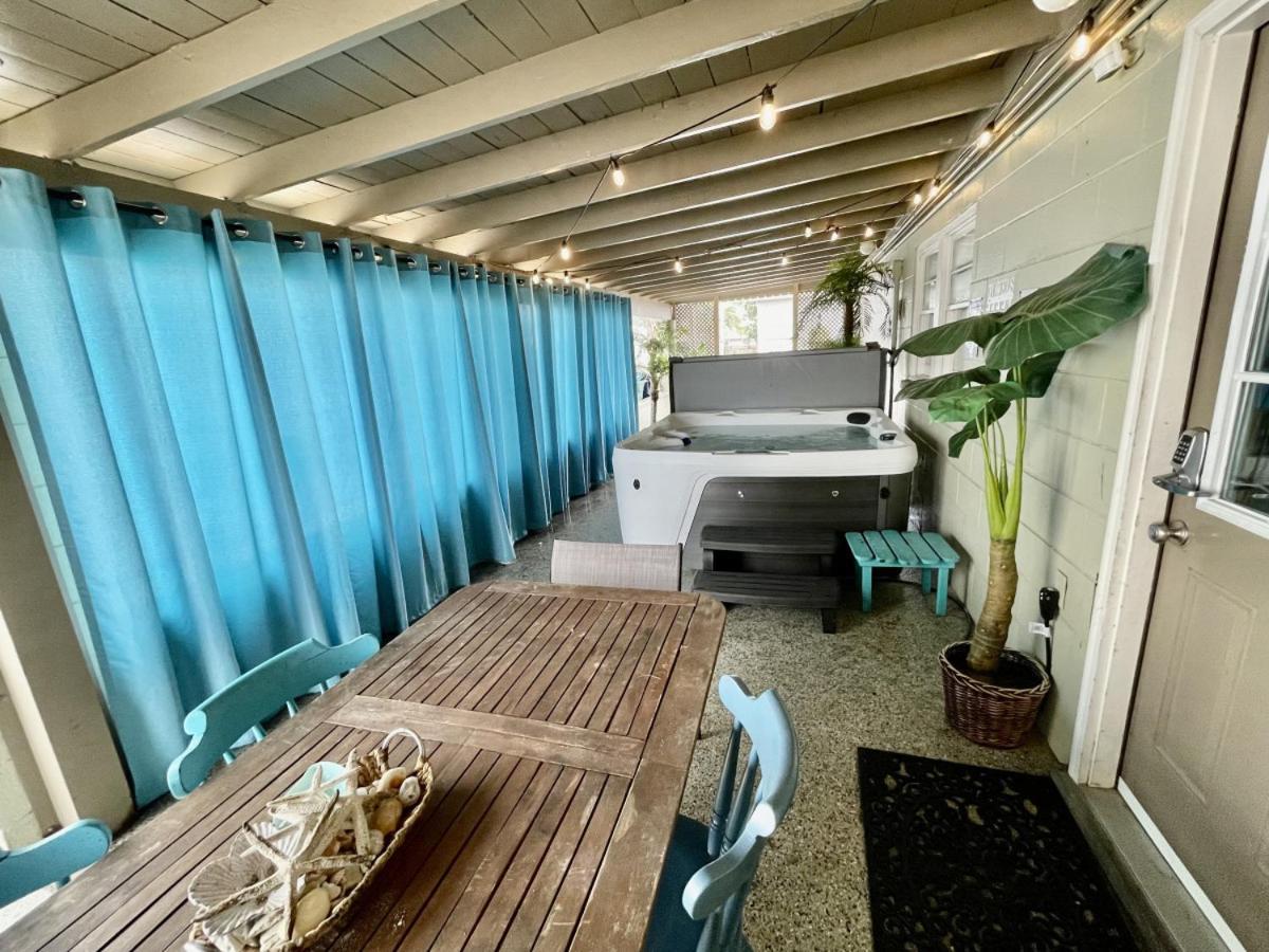 Nautical Rose - Hot Tub, 600 Feet To Beach, Beach Gear Incl'd, & Fire Pit!