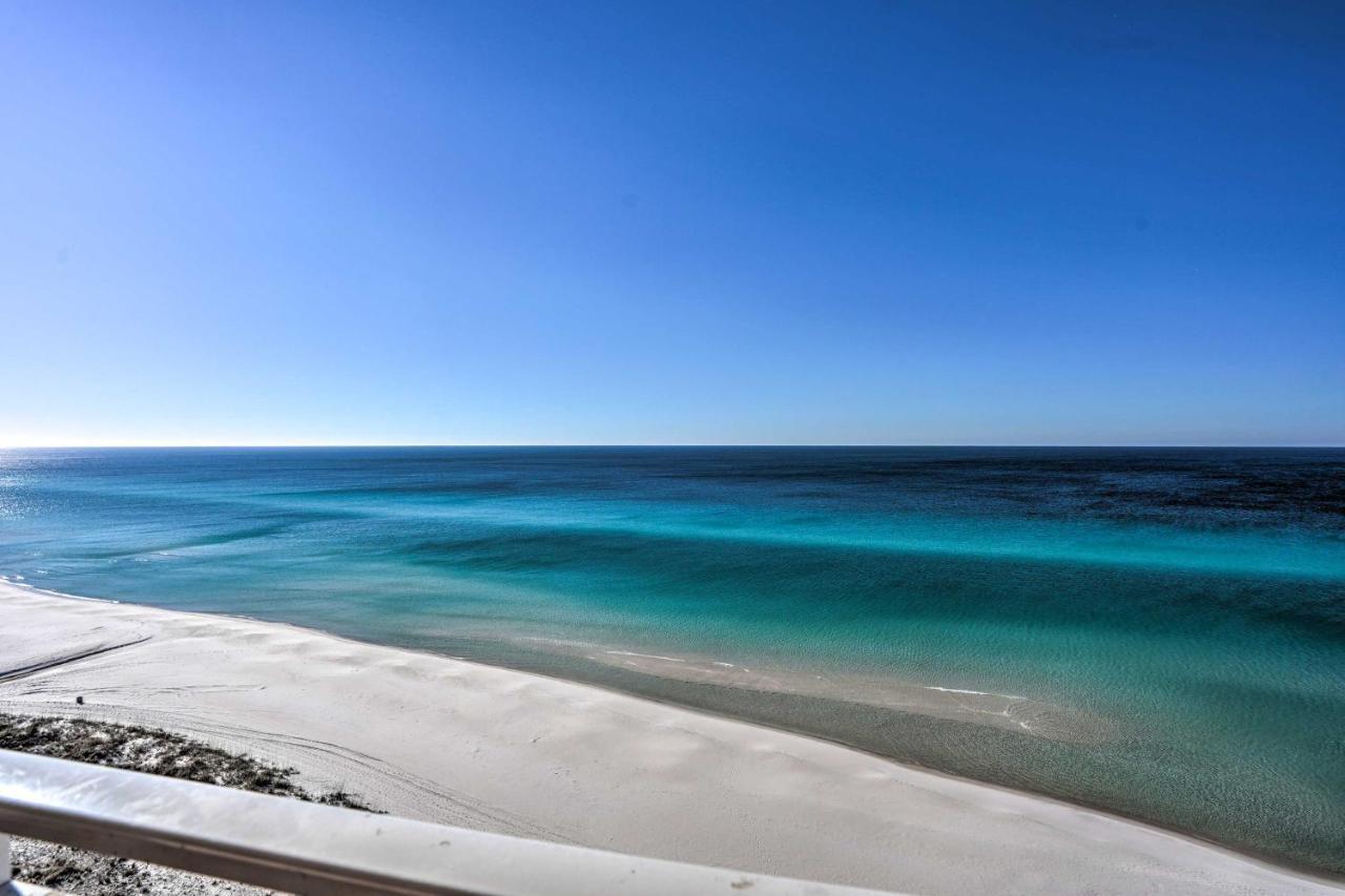 Breezy Oceanfront Panama With Pool Access *