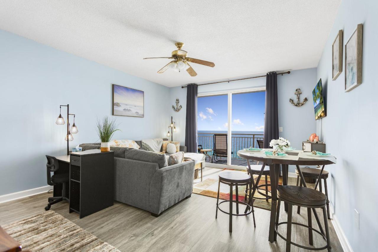 Emerald Chic Beachfront 2 Bdr 4 Seats And A Cannope On Us Apartment Panama City Beach