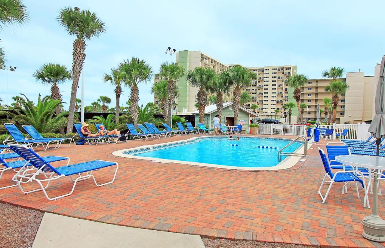 Pinnacle Port C1-502 Holiday home