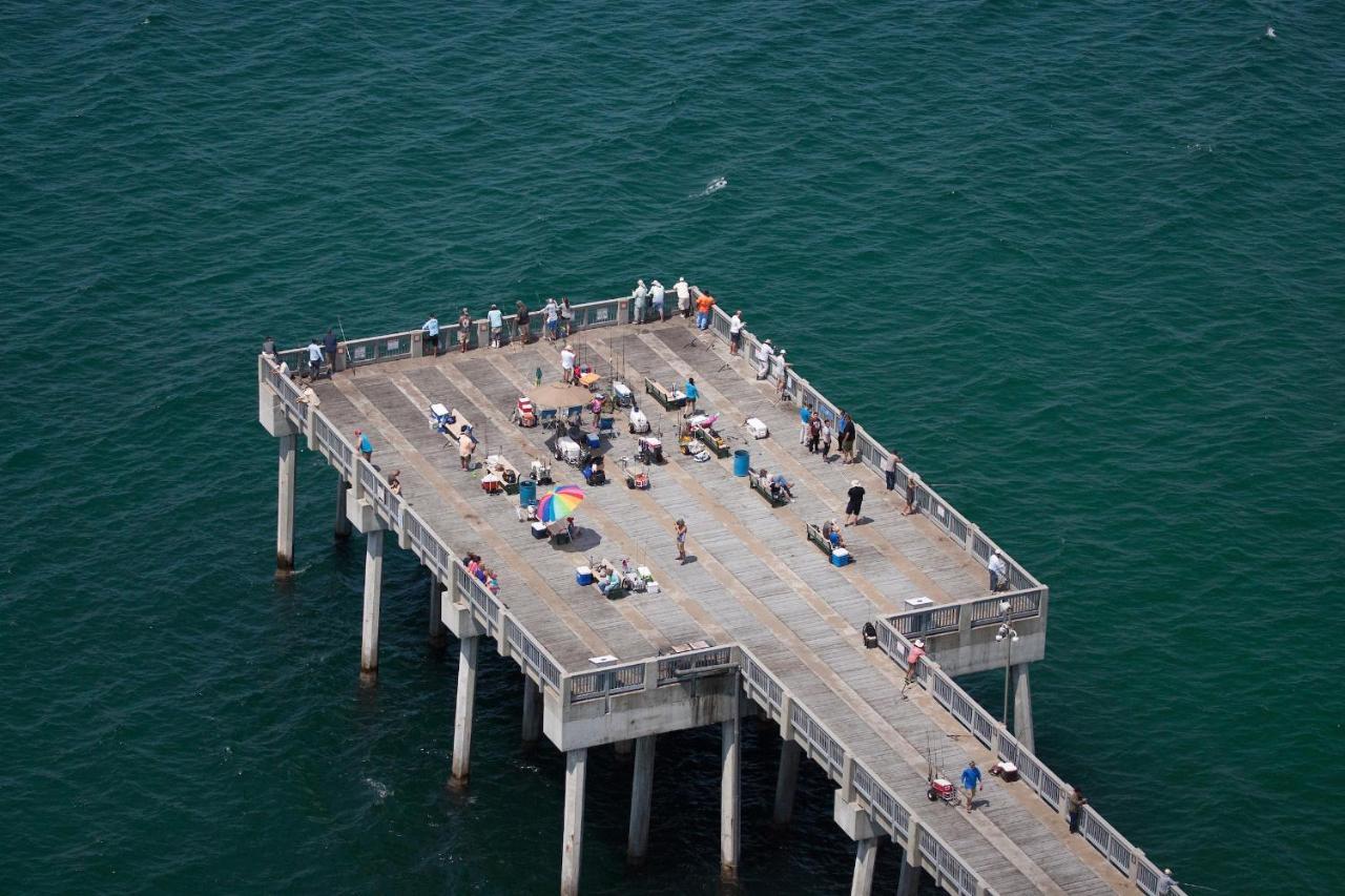 Emerald Chic Beachfront 2 Bdr 4 Seats And A Cannope On Us * Panama City Beach