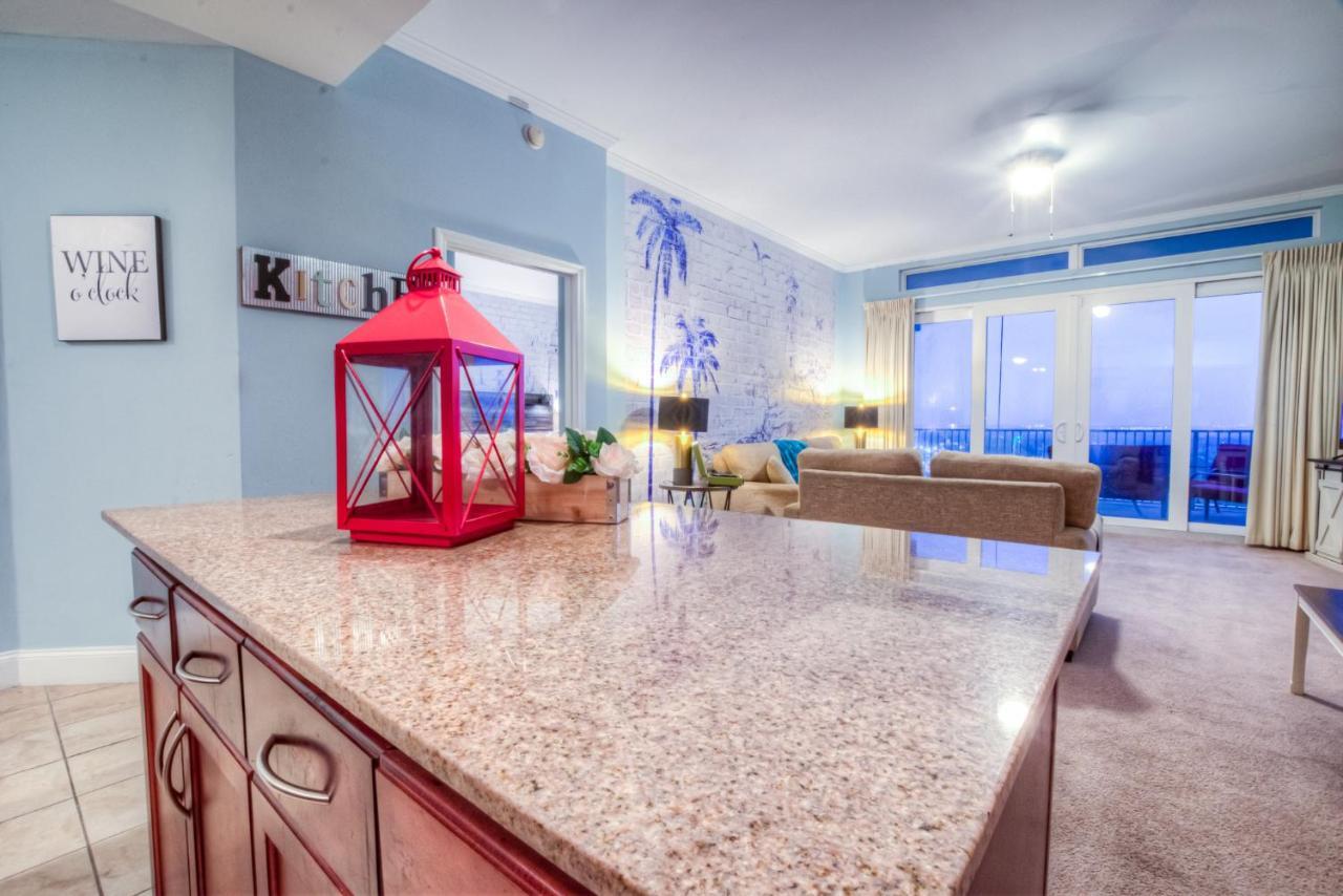 Large 3 Bd Penthouse 2034 In Laketown, Great Views And Amenities! * Panama City Beach