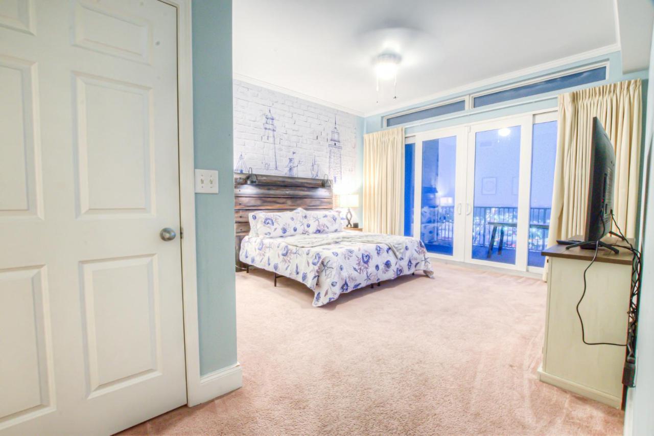 Holiday home Large 3 Bd Penthouse 2034 In Laketown, Great Views And Amenities! *