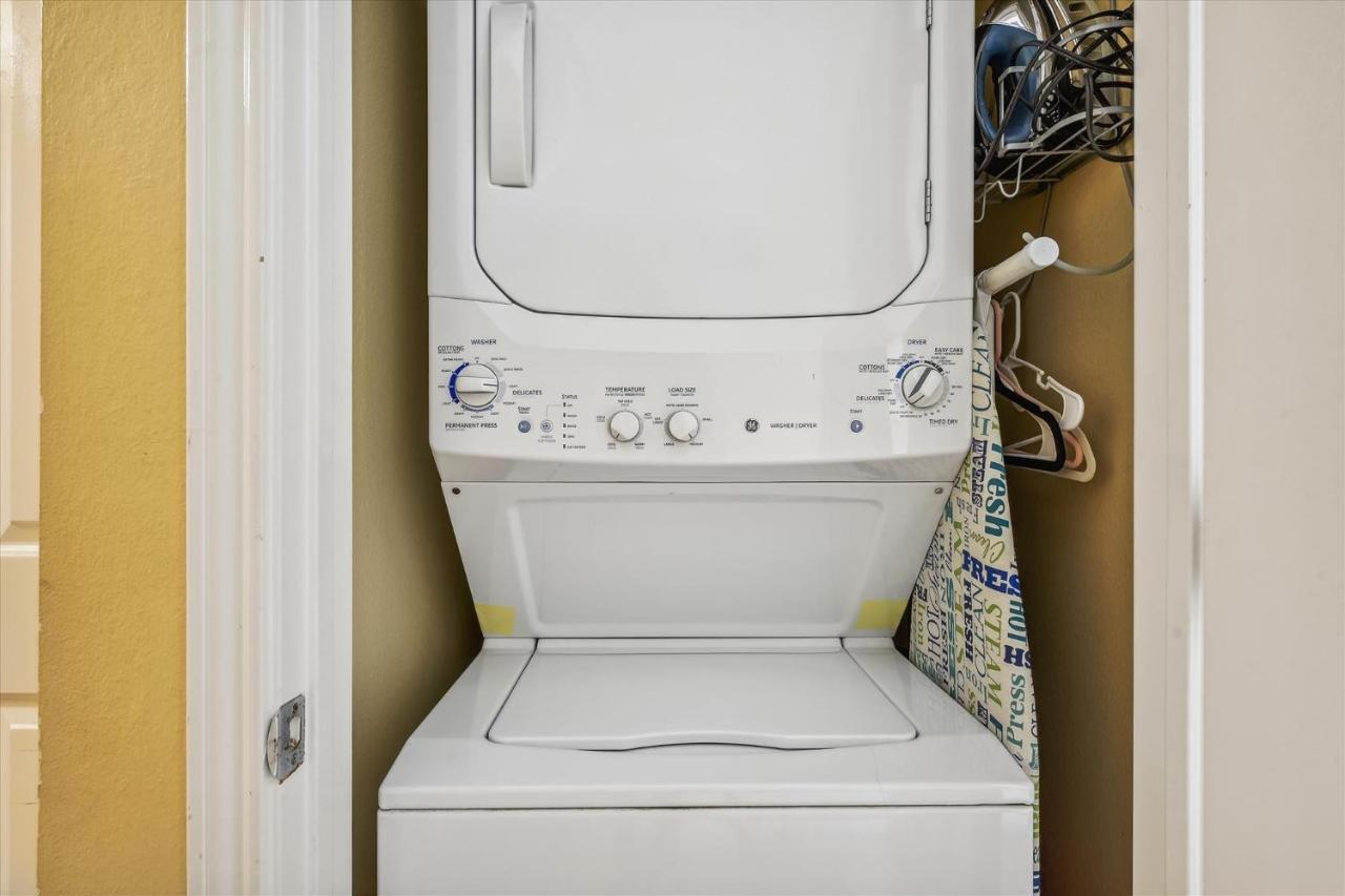 Shores Of Panama 1506, Perfect For A Great Couples Getaway! Free Fun! Reserved Parking Apartment