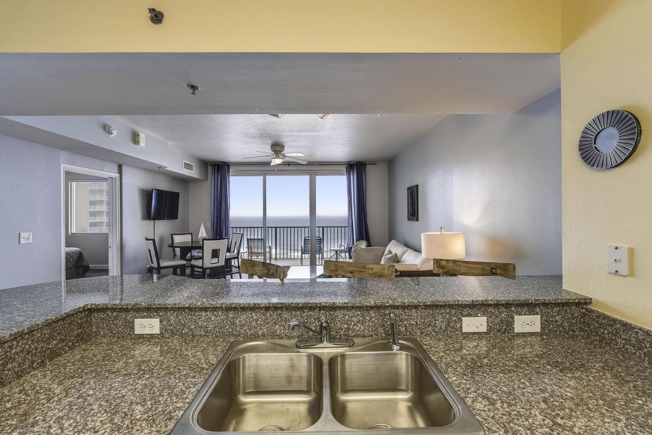 Shores Of Panama 1211- Sleeps 6, Gulf View, Reserved Parking! Free Fun! * Panama City Beach