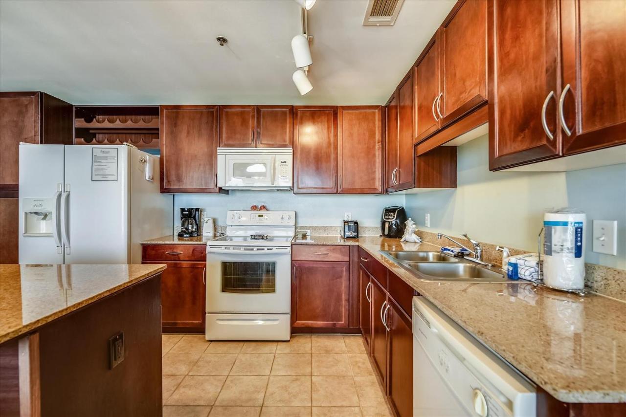 Laketown Wharf 1003, Gulf View, Sleeps 6, Free Fun! Updated! Apartment *