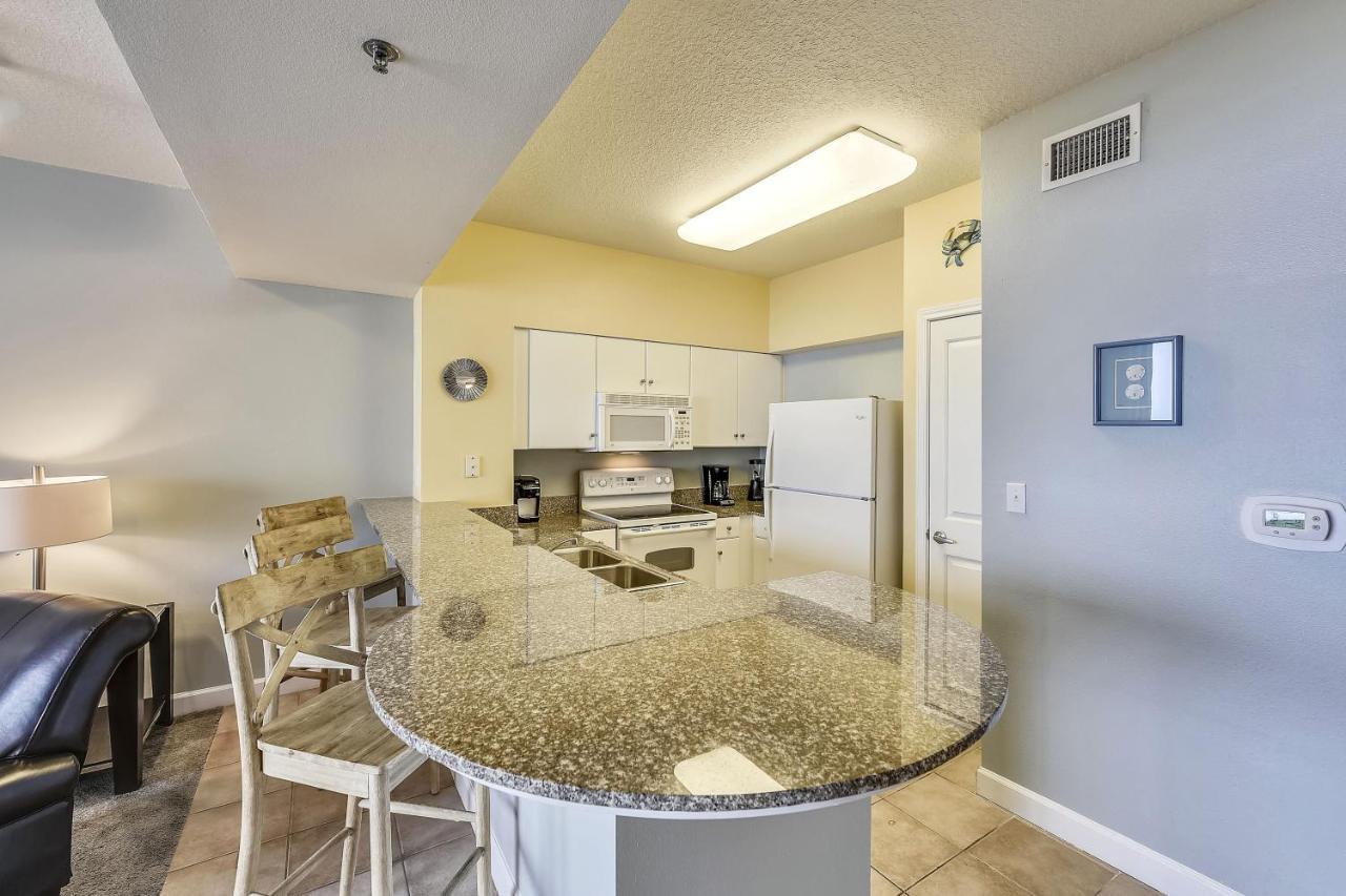 Shores Of Panama 1211- Sleeps 6, Gulf View, Reserved Parking! Free Fun!