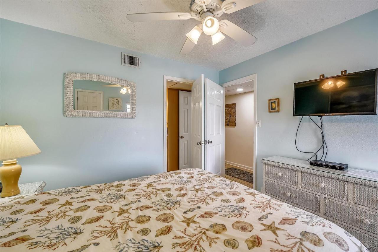 Apartment Sugar A6-lovely 4 Bedroom 3 Bath Condo, Sleeps 11, Free Chairs 2021!