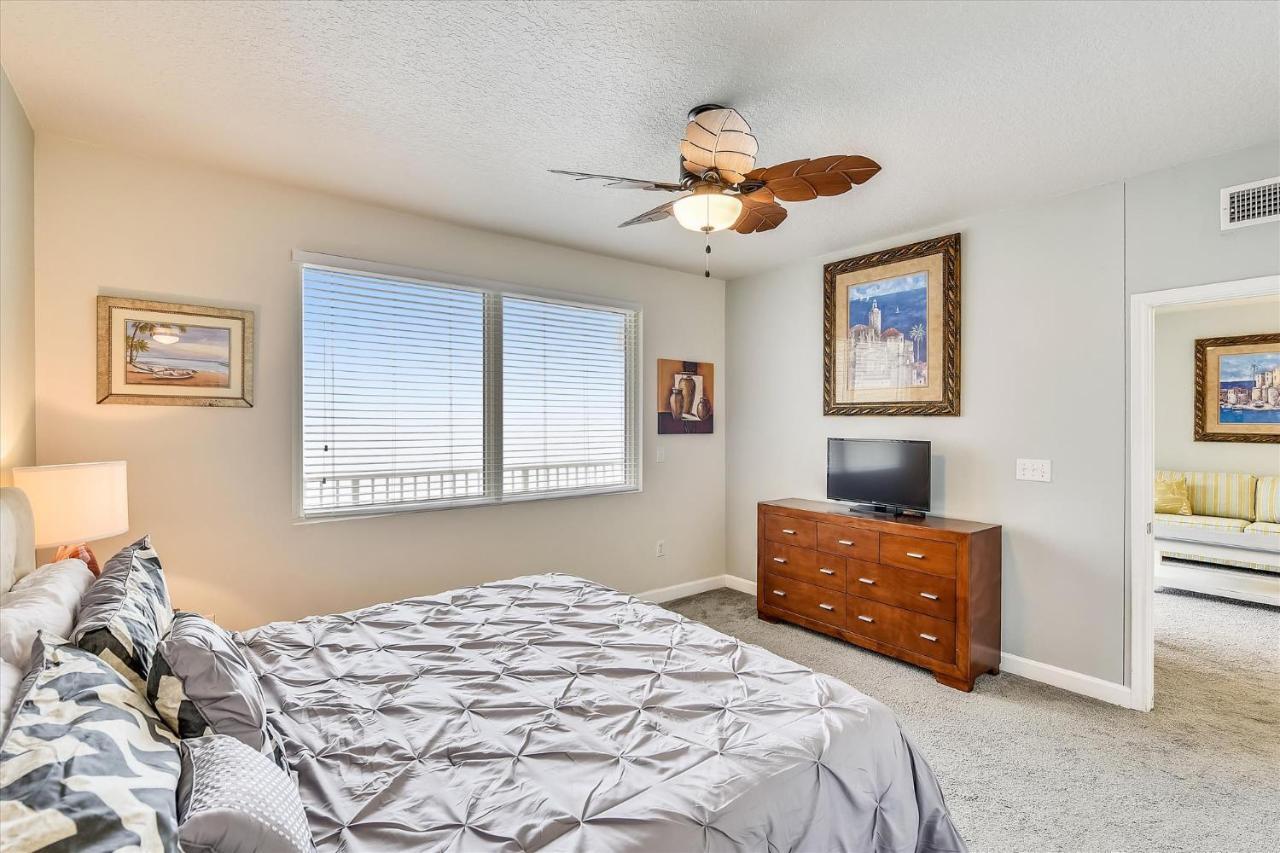 Apartment Shores Of Panama 1211- Sleeps 6, Gulf View, Reserved Parking! Free Fun!