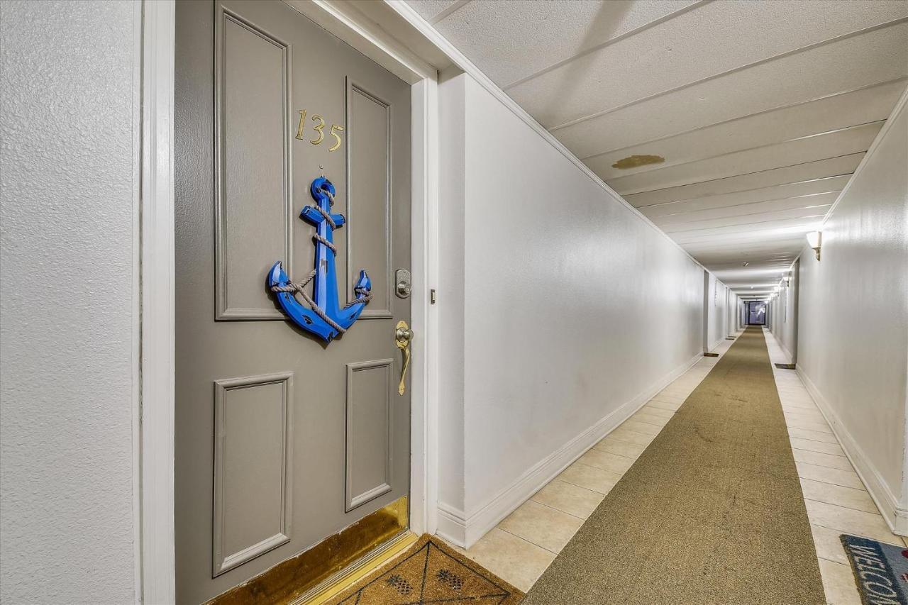 Apartment Recently Renovated 2bd, Sleeps 6 Pinnacle Port, With Boat Ramp