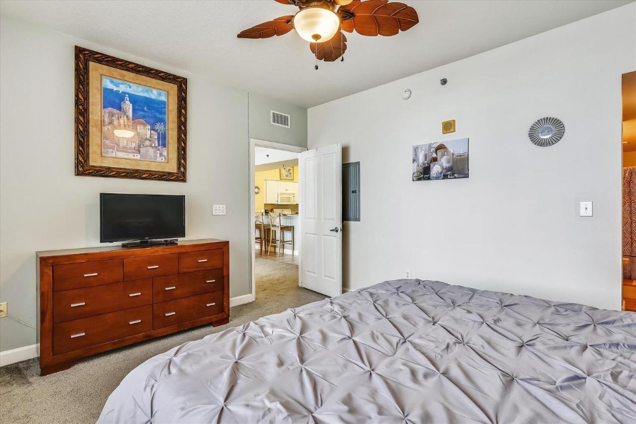 Shores Of Panama 1211- Sleeps 6, Gulf View, Reserved Parking! Free Fun! Apartment Panama City Beach