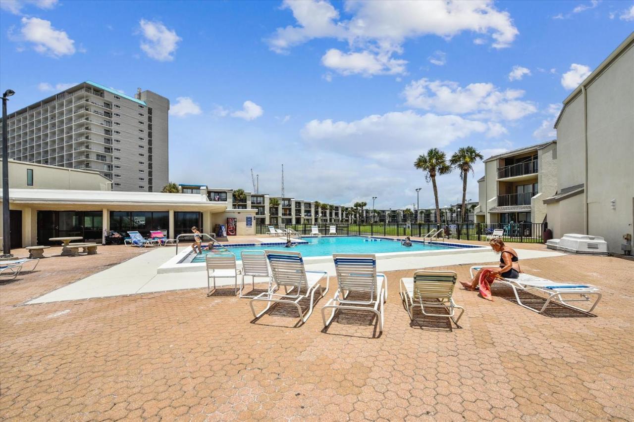 Sugar A6-lovely 4 Bedroom 3 Bath Condo, Sleeps 11, Free Chairs 2021! Apartment *