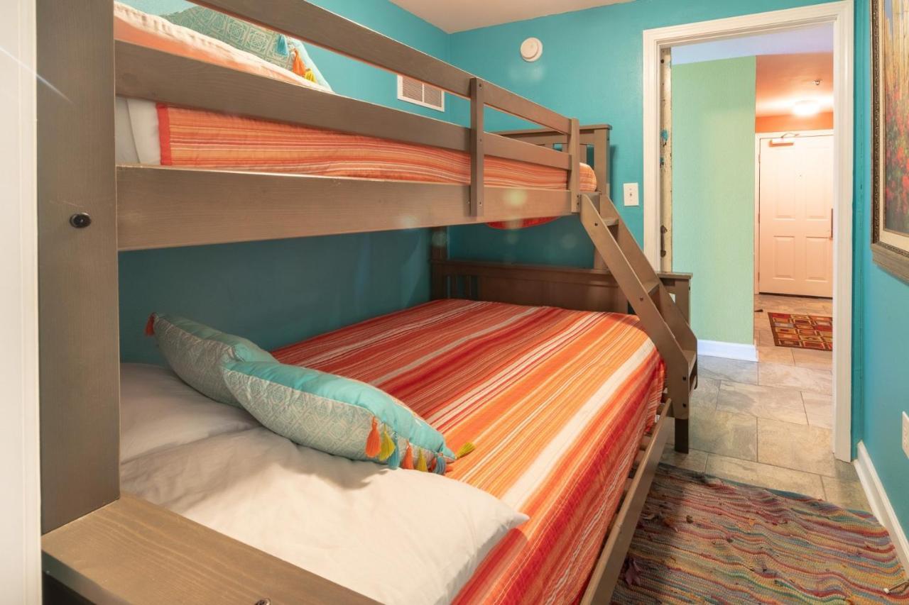 Shores Of Panama 621-sleeps 8, Free Fun! Reserved Parking Space! Panama City Beach