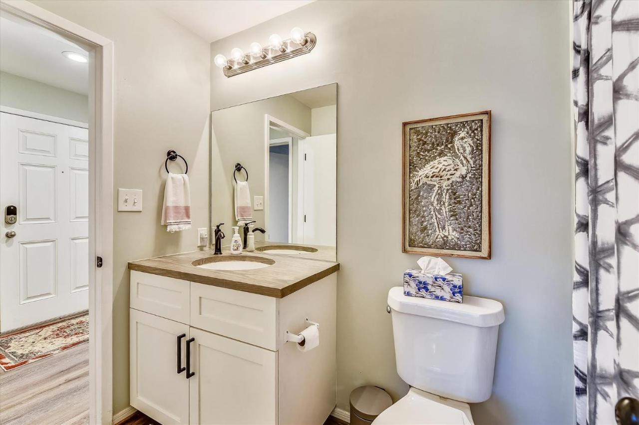 Edgewater #2108 - 2 Bedroom 2bath Sleeps 8, Free Gas Card & Free Fun! * Panama City Beach