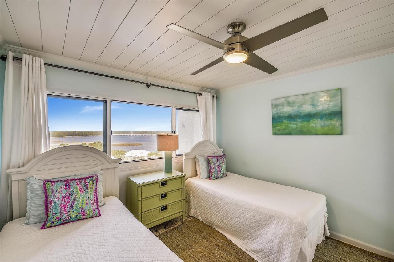 Pinnacle Port A502 - Updated 3 Bedroom 3 Bathroom Sleeps 8, Free Fun! Boat Ramp Access! Apartment Panama City Beach