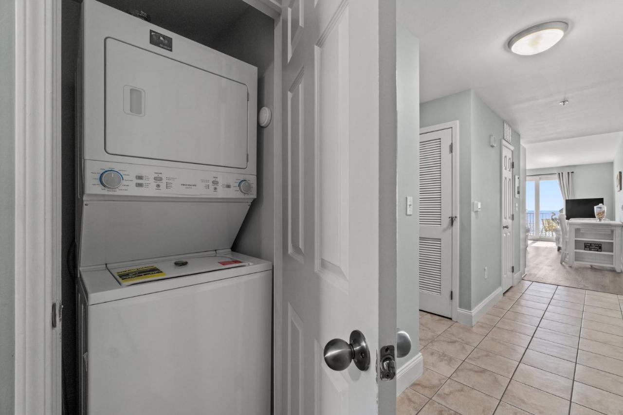 Holiday home Living Right At Laketown Wharf #1016 By Nautical *