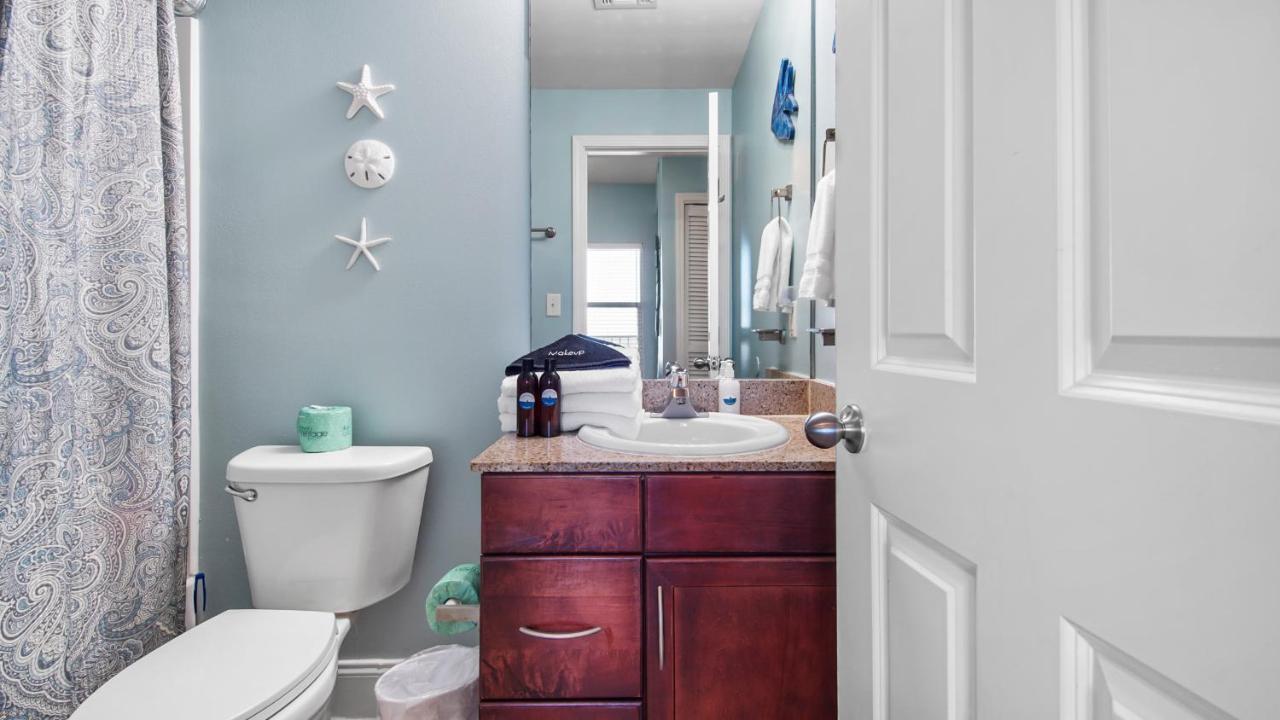 Latitude Adjustment At Laketown Wharf #1107 By Nautical Properties Vacation Holiday home *