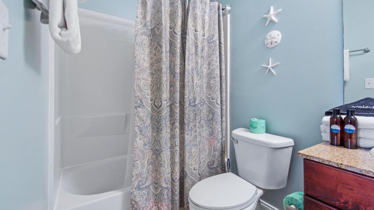 Latitude Adjustment At Laketown Wharf #1107 By Nautical Properties Vacation Holiday home Panama City Beach